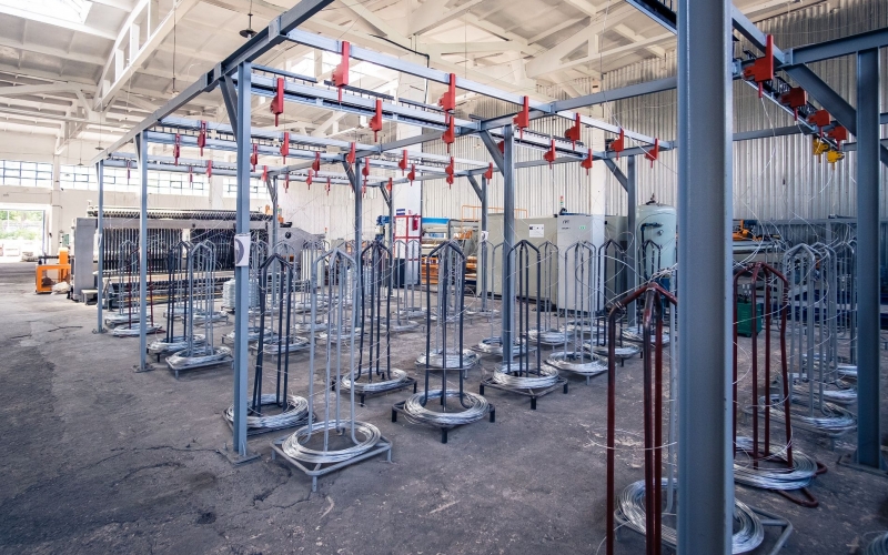 Steel fences and fencing systems. Mesh Fence.